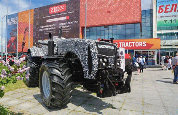 Белорусские тракторы получают светодиодные фары